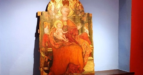 Wyjątkowy, gotycki obraz Matki Bożej można oglądać w żywieckim muzeum miejskim