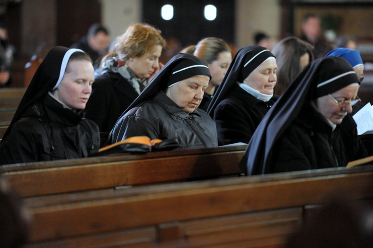 Liturgia godzin w Wielki Piątek