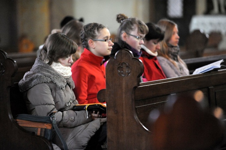 Liturgia godzin w Wielki Piątek