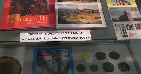 Papieska wystawa w Koszalinie