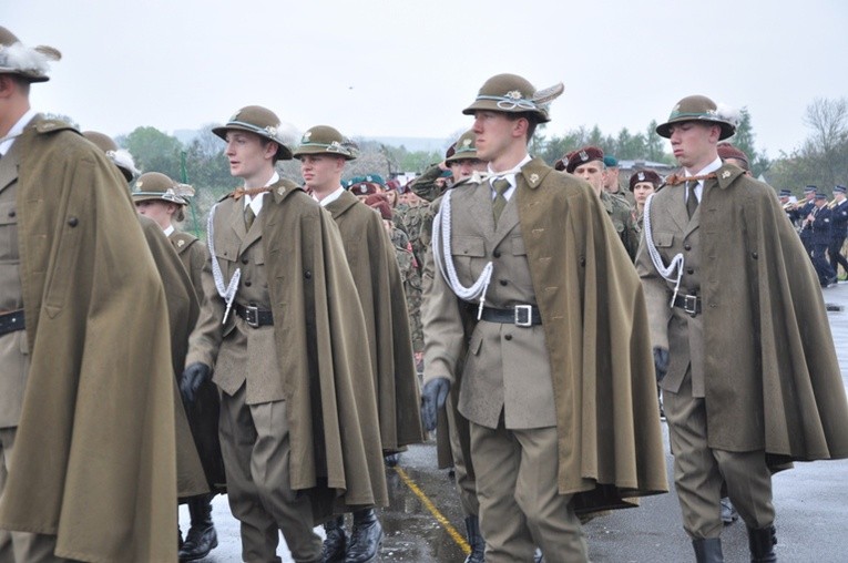 Przegląd musztry klas mundurowych