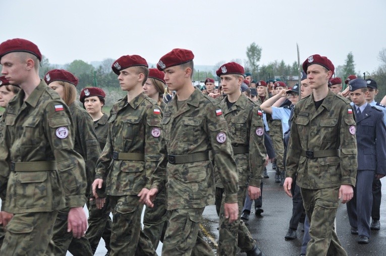 Przegląd musztry klas mundurowych