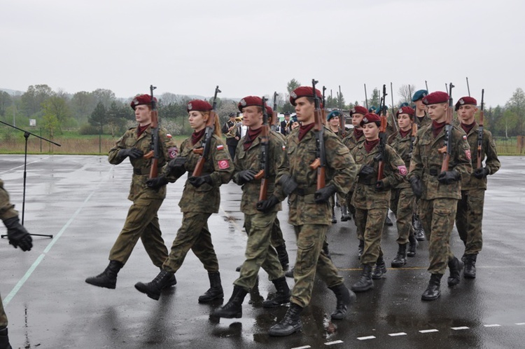 Przegląd musztry klas mundurowych