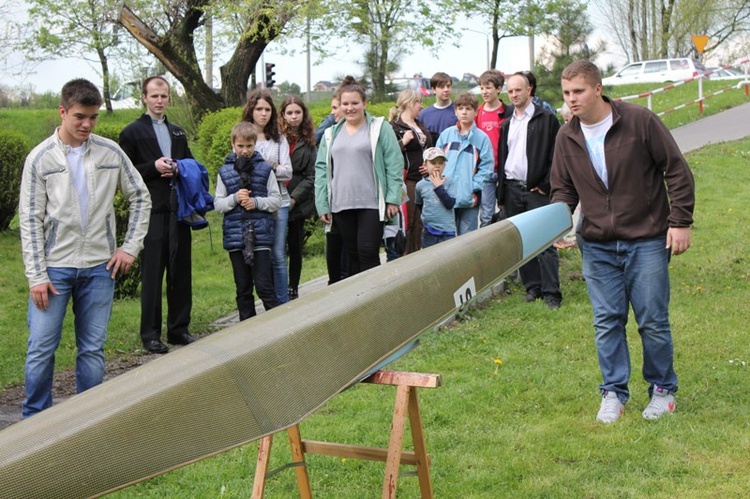 Rodzinny spacer z bł. Janem Pawłem II