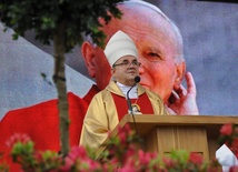 Nowy Sącz dla Jana XXIII i Jana Pawła II