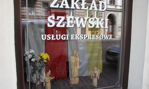 W łączności z Rzymem