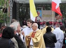 Uroczystość z okazji kanonizacji papieży w Kutnie