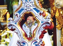  Relikwiarz św. Stanisława zostanie procesyjnie przeniesiony od kościoła św. Józefa do katedry