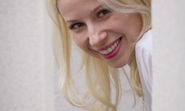 Patrycja Hurlak Polska aktorka (grała m.in. w popularnych serialach „Na Wspólnej”, „M jak Miłość”, „Klan”). Autorka głośnej autobiograficznej książki „Nawrócona wiedźma”. Pochodzi ze Świdnicy, na co dzień mieszka w Warszawie.