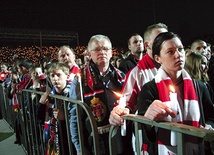 Msza pojednania na stadionie „Cracovii” 5 kwietnia 2005 r. 