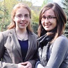  Julia Ziółko (z prawej) i Anna Katarzyna Pastuszka zachęcają młodych diecezjan do włączenia się w przygotowania do Światowych Dni Młodzieży