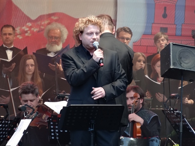 Koncert "Artyści swojemu świętemu" - cz. 1