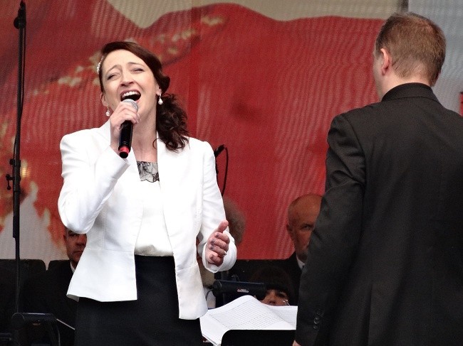 Koncert "Artyści swojemu świętemu" - cz. 1