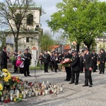 Przemarsz strażaków na cześć papieży