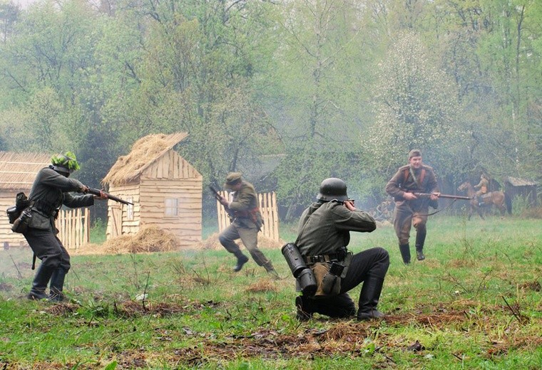 Inscenizacja bitwy pod Rosochami