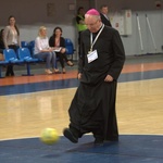Mecz charytatywny księża kontra gwiazdy piłkarskie