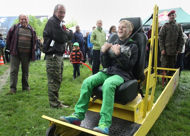 Trzeciomajowy piknik na Błoniach