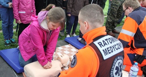 Trzeciomajowy piknik na Błoniach