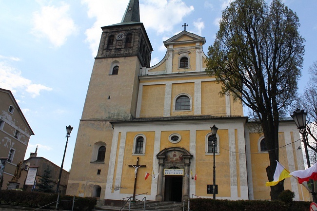 Papieski pomnik w Dusznikach