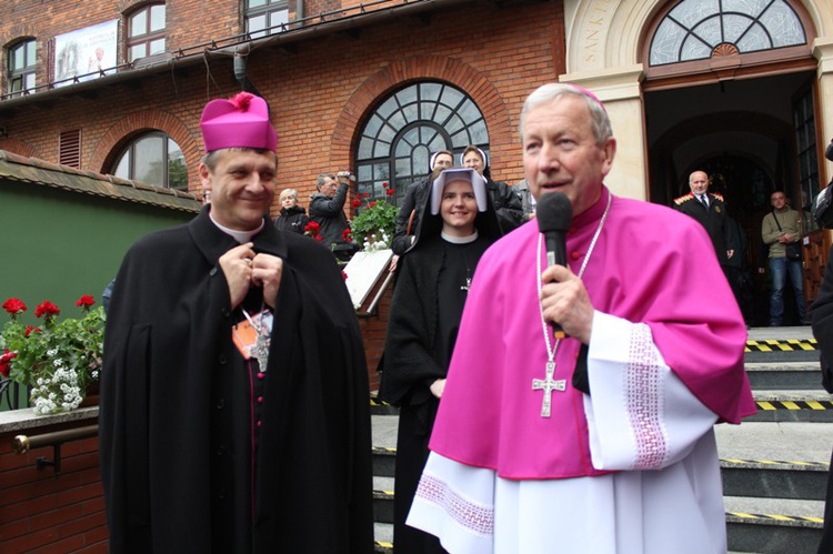 Przywitani przez biskupa Jana Zająca