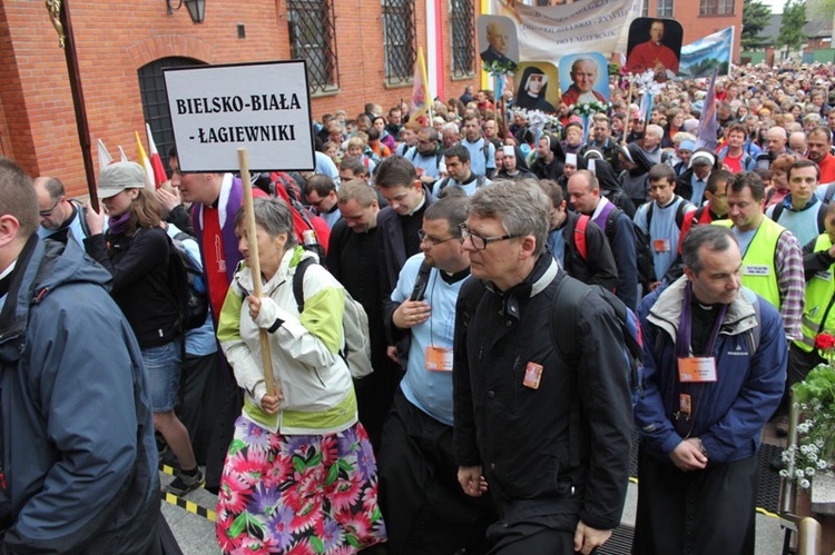 Przywitani przez biskupa Jana Zająca