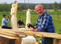  Organizatorzy mają nadzieję, że plener rzeźbiarski na dobre zagości w Kraśniku