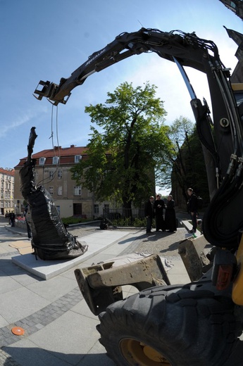 Pomnik św. Jana Pawła II w Świdnicy