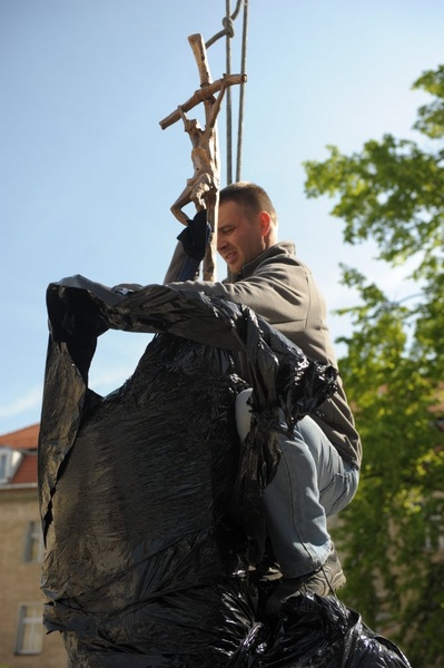 Pomnik św. Jana Pawła II w Świdnicy