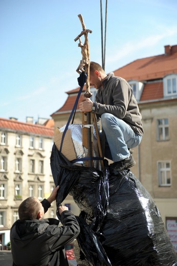 Pomnik św. Jana Pawła II w Świdnicy