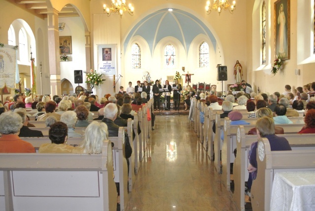 Przegląd Pieśni Maryjnej w Kłodawie