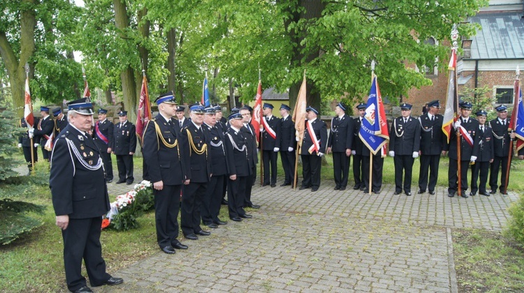 Strażacy w Sanktuarium MB Głogowieckiej