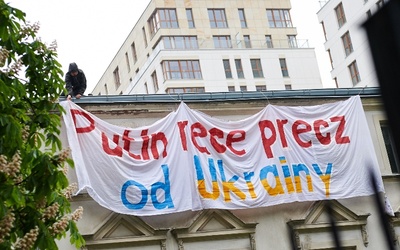  "Putin ręce precz od Ukrainy"