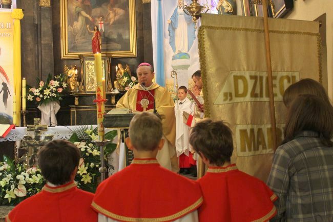 Stulecie marianek w Zbrosławicach