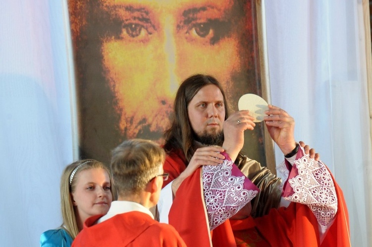 "Tajemnice Eucharystii" w Świebodzicach