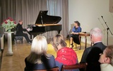 W sali koncertowej pałacu w Sannikach wystąpili Konrad Skolarski i Justyna Sieńczyłło