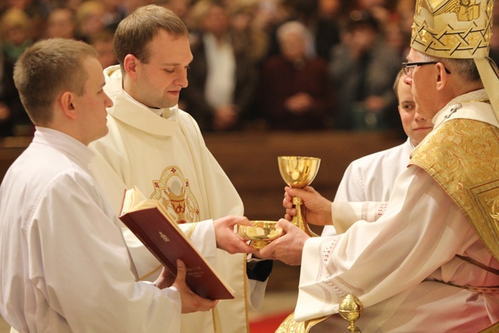 Święcenia kapłańskie w Katowicach