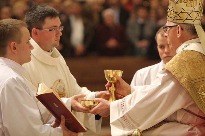 Święcenia kapłańskie w Katowicach