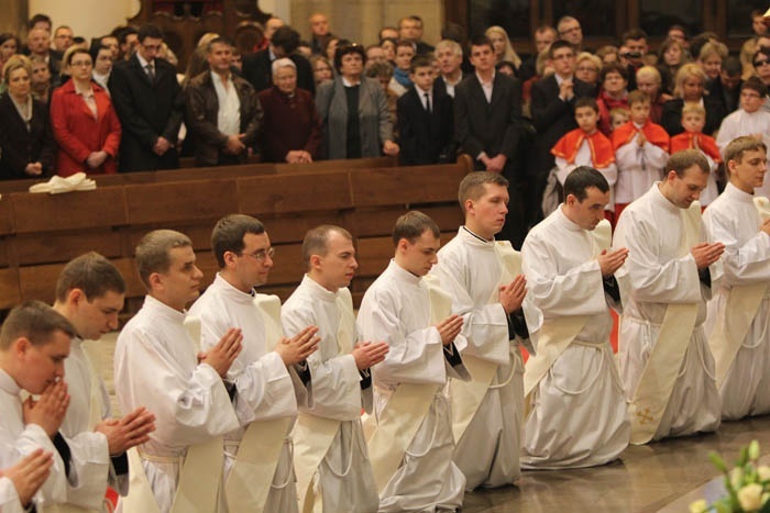 Święcenia kapłańskie w Katowicach