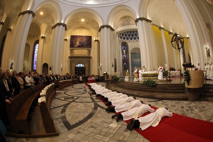 Święcenia kapłańskie w Katowicach