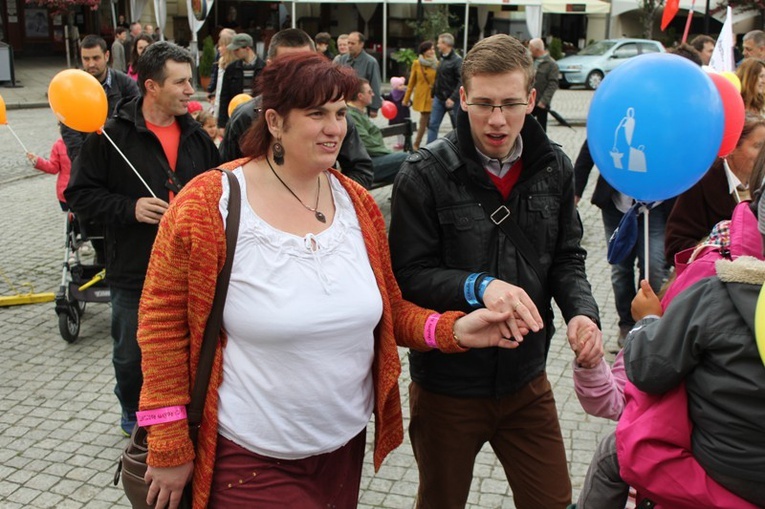 Cieszyn - Rodzinny Polonez przed Marszem dla Życia i Rodziny