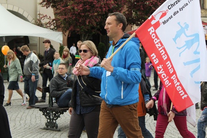 Cieszyn - Rodzinny Polonez przed Marszem dla Życia i Rodziny