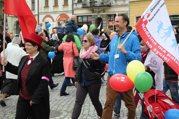 Cieszyn - Rodzinny Polonez przed Marszem dla Życia i Rodziny