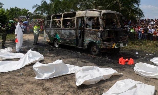 32 dzieci zginęło w pożarze autobusu