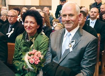  Ponad 800 małżeństw zgromadziło się w katedrze Chrystusa Króla na wspólnym świętowaniu jubileuszy