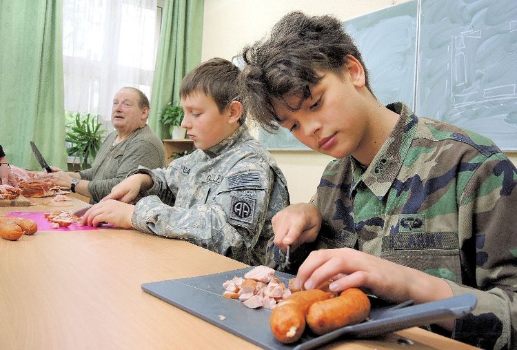 Gimnazjaliści o "Czerwonych makach..."