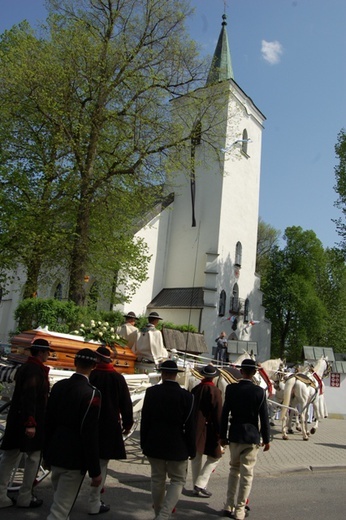 Ostatnie pożegnanie ks. Tadeusza Juchasa cz.2