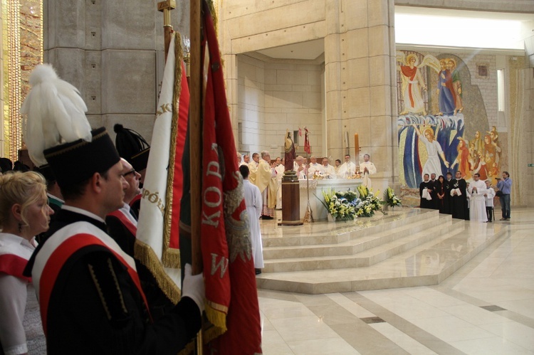 Poświęcnie kaplicy MB Piekarskiej w Centrum Jana Pawła II