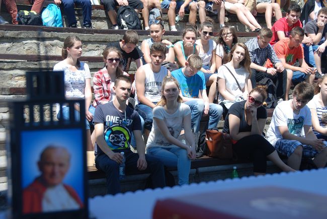 Pielgrzymka gimnazjalistów