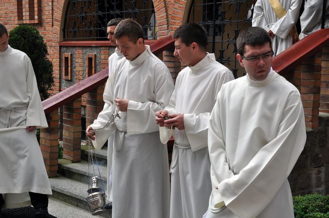 Święcenia kapłańskie - jeszcze nie księża