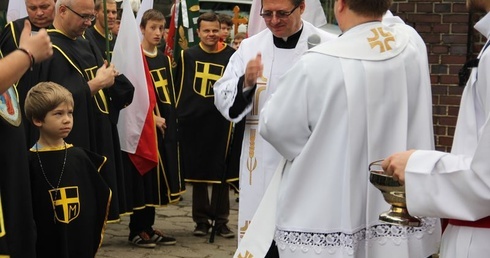 Mężczyźni wyruszyli do Piekar